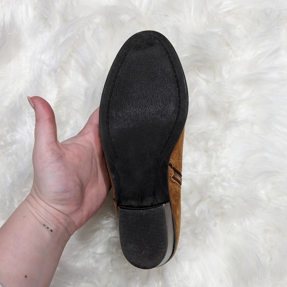 New Crown Vintage Tabitha Stacked Heel Bootie in Cognac Suede Size 6.5 - Picture 6 of 7
